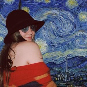 Meet your Posher, Chloe